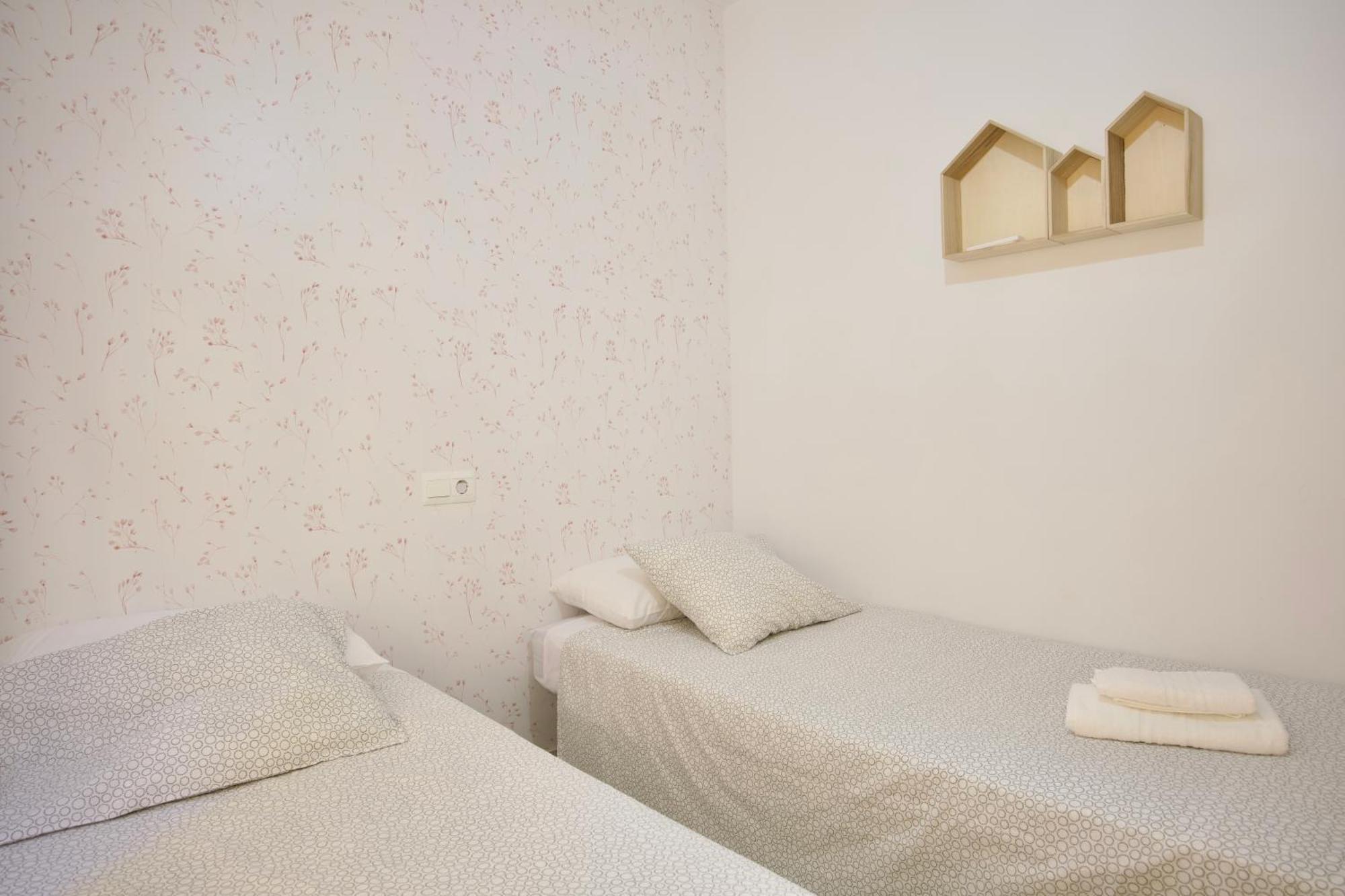 Bonito Apartamento Cerca De La Playa De טורוקס מראה חיצוני תמונה