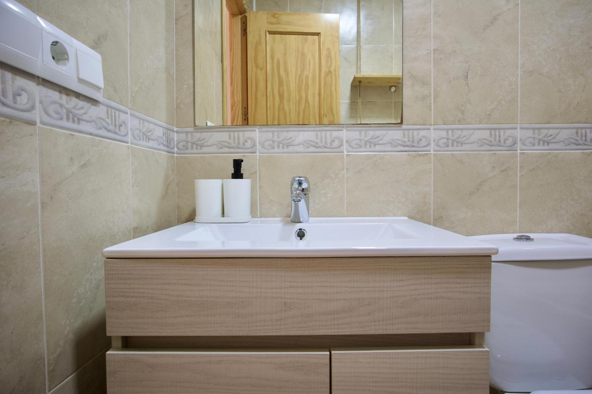 Bonito Apartamento Cerca De La Playa De טורוקס מראה חיצוני תמונה